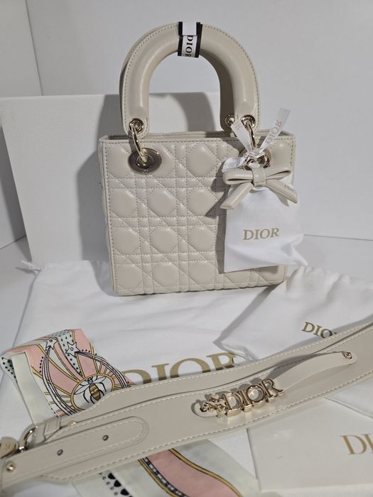 Налична чанта Lady Dior