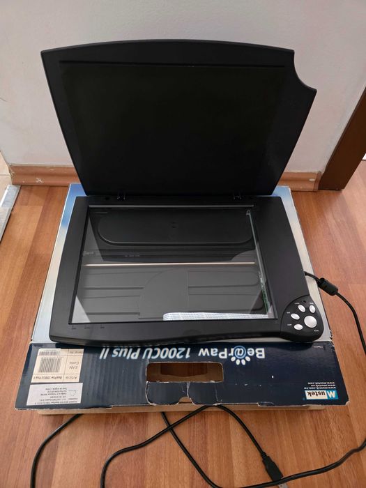 Mustek BearPaw 1200CU Plus II, model flatbed (A4)