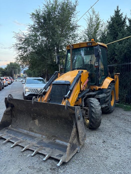 Услуги трактора JCB