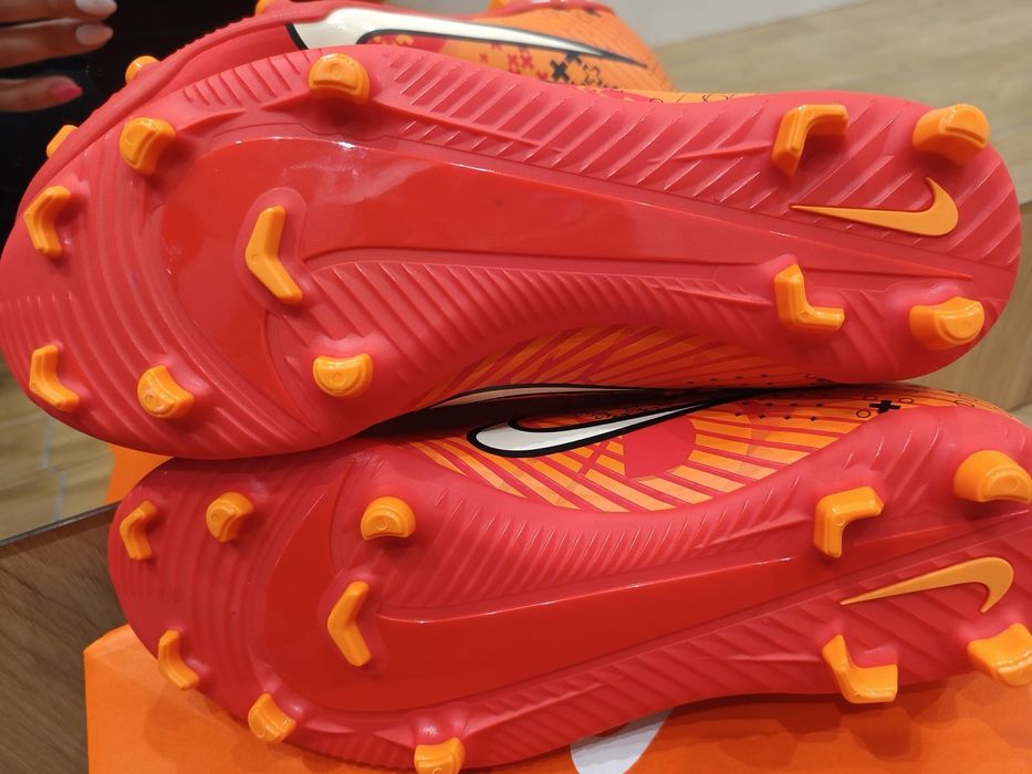 Футболни обувки Nike JR Mercurial