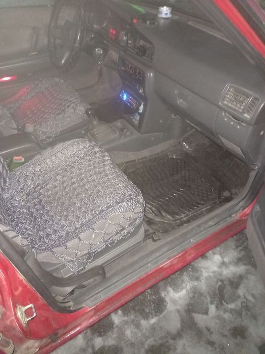 Продам машину Мазда 626