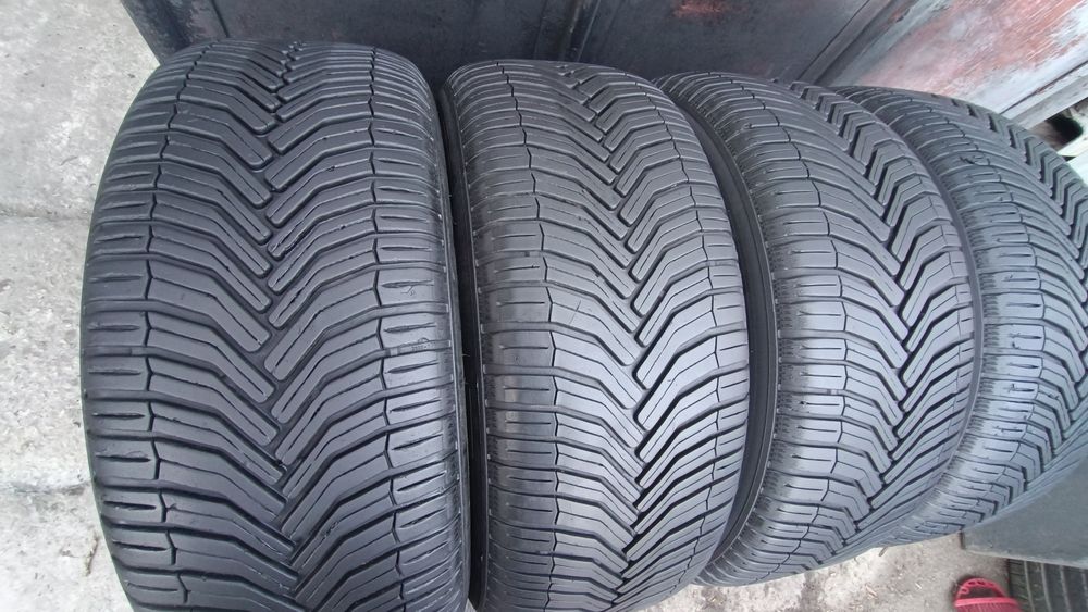 225/55/16 Michelin