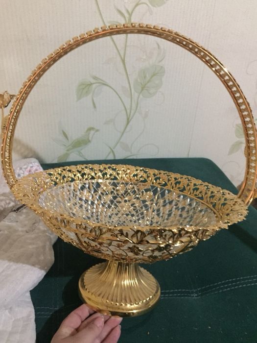 Продам вазу,