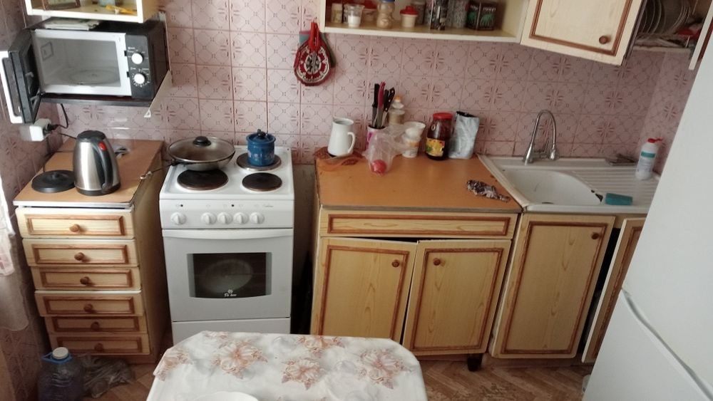 Шкафы даром для дачи или кухни