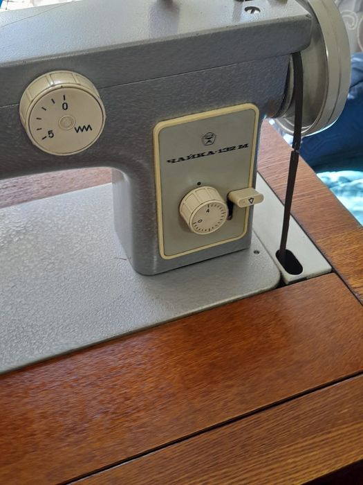 Продается швейная машина Чайка 132 Класс.