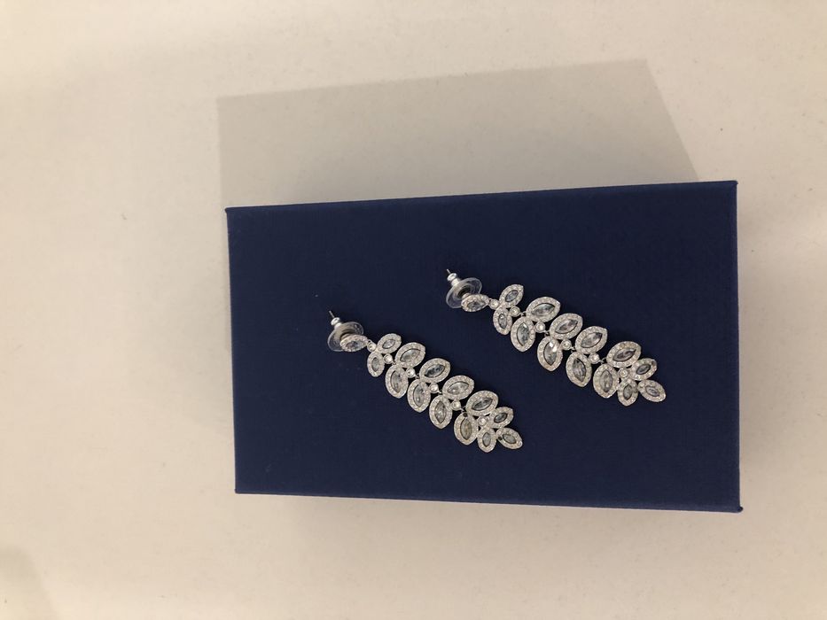 Cercei swarovski, model deosebit, noi, cu eticheta