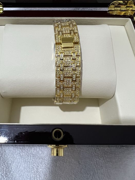 Позолоченные мужские часы