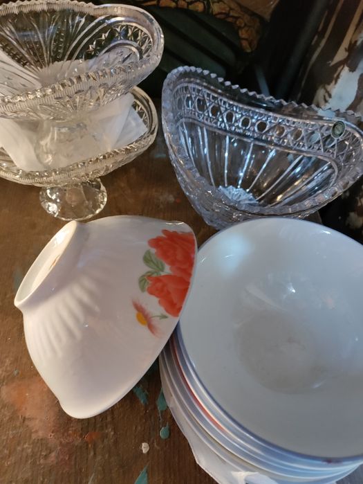 Посуда разная хрусталь,фарфор