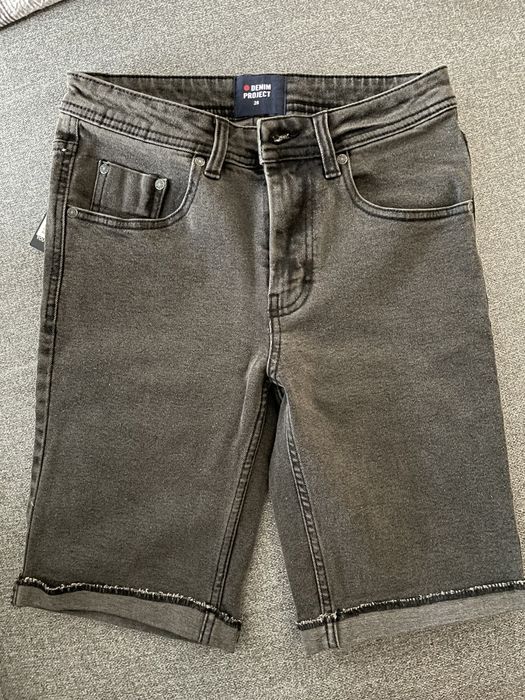 Три чифта мъжки къси панталони