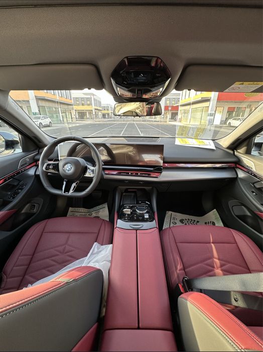 BMW i5 eDrive 40L под заказ от Terra Auto