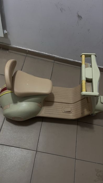 Машинка детская