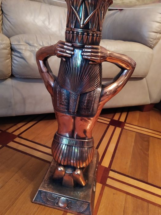 Статуя бронза подставка