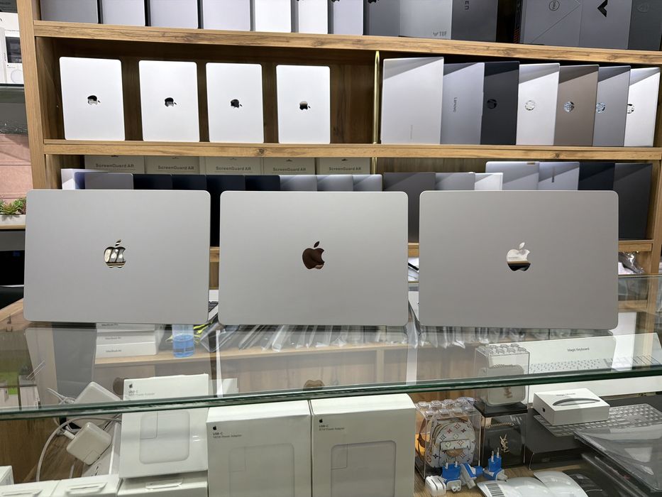 MacBook Air M2 8 CPU 10 GPU 16GB 512 GB SSD 13,6 inch