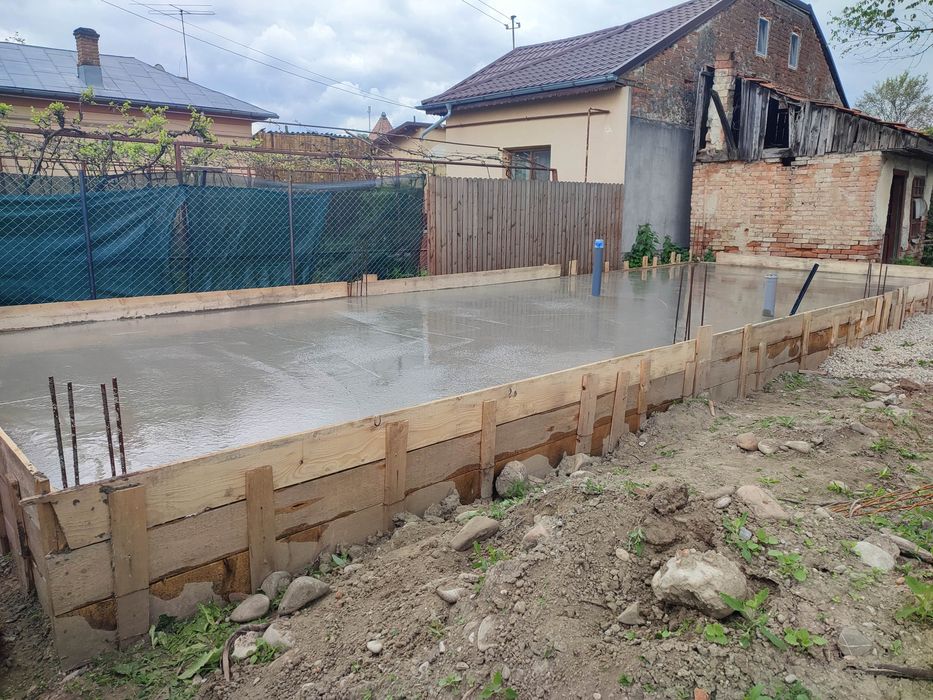 Case la roșu sau la cheie