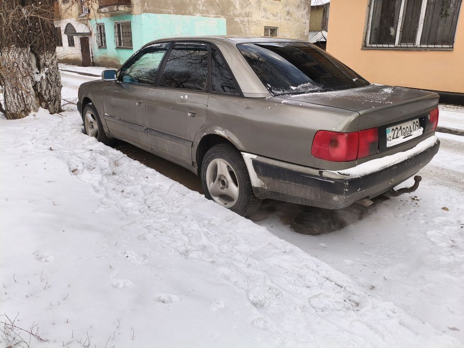 Продам Ауди 100 с4