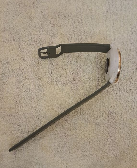 Спортивные часы Garmin Venu 2s