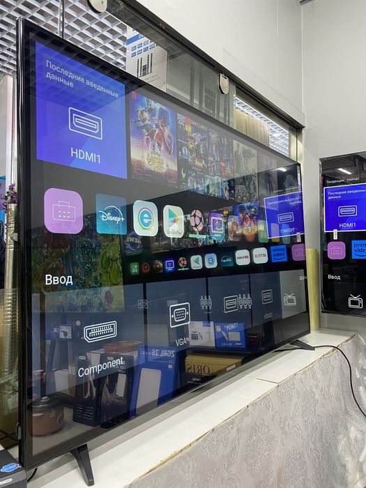 Samsung 140 См Смарт ТВ новый