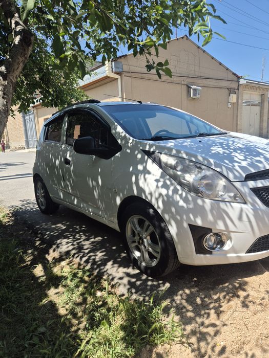 Spark sotiladi evro mator