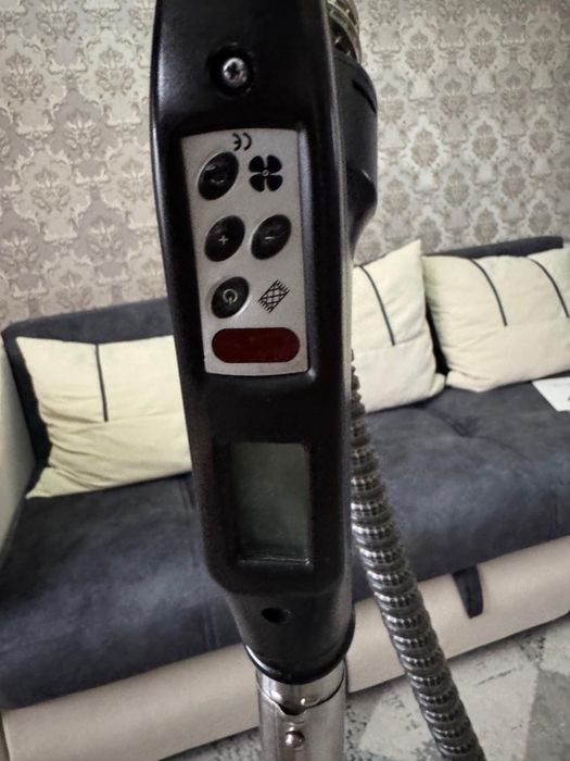 Продам пылисос робоклин