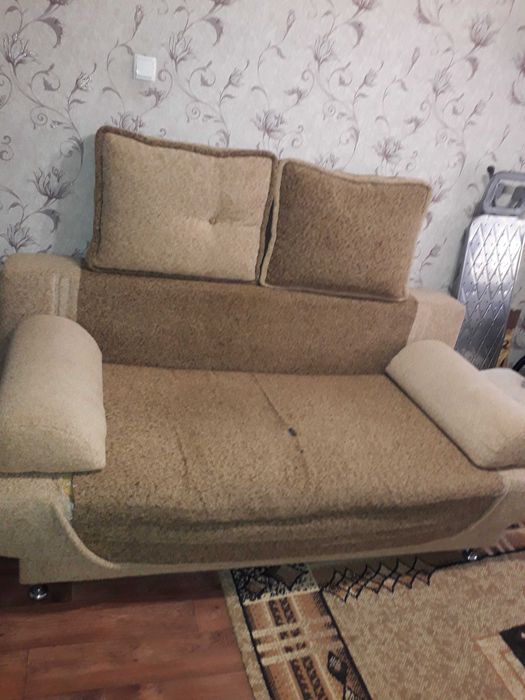 Продаётся тахта раздвижная