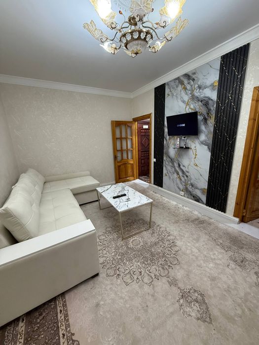 Чиланзар -8 квартал 2-х комнатная