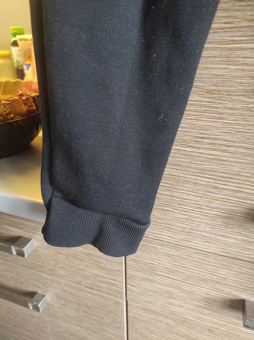 Дамски черен анцунг