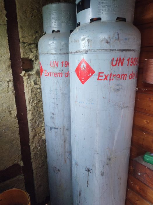 Butelii gaz si regulator
