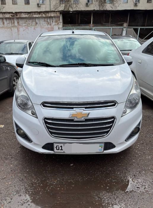 Oq Spark 2011-yil srochno sotiladi