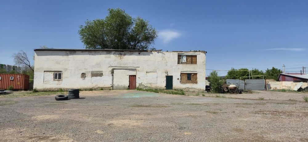 Продаётся складское помещение.