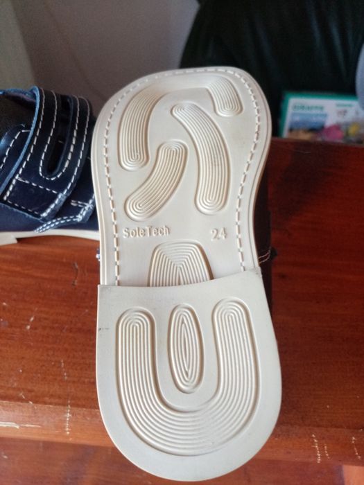 Pantofi pentru copii, noi, din piele, mărime 24