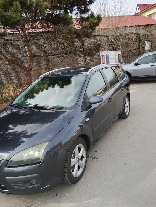 Vând Ford Focus sau schimb cu ceva mai mic ,de preferat automată