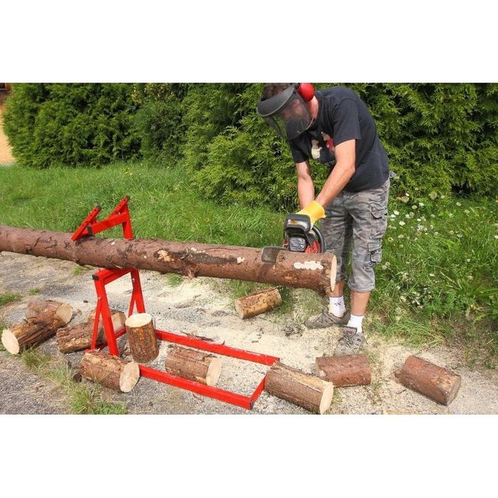 Tăiat lemne la domiciliu