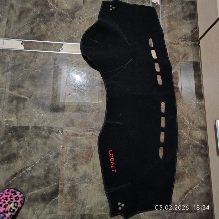 Накидка на приборную панель