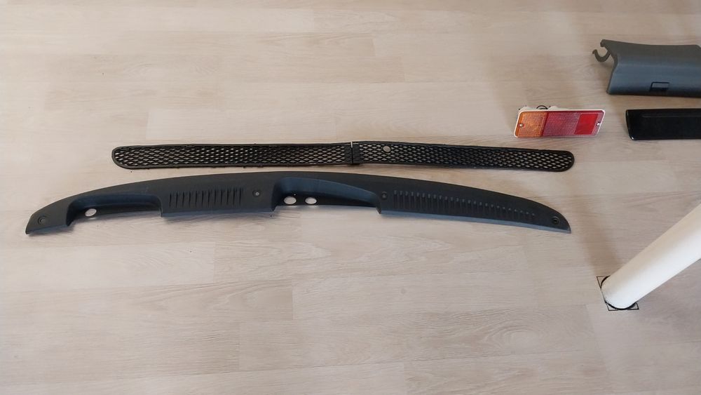 Аксесуари на Дамас и Лабо