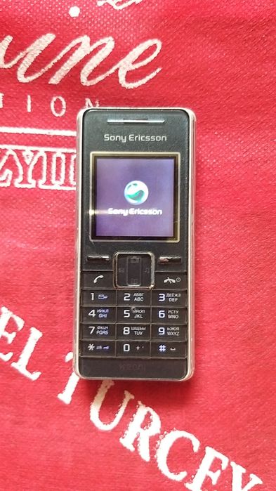 Продаеться Sony Ericsson K200i