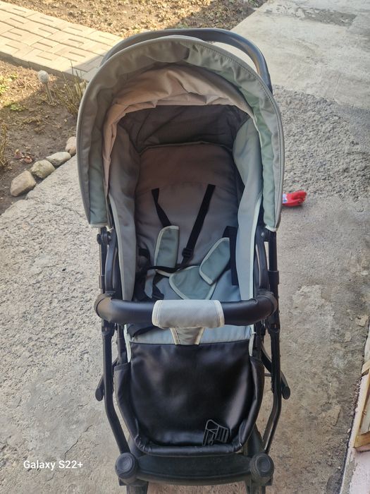 Коляска Pituso    .