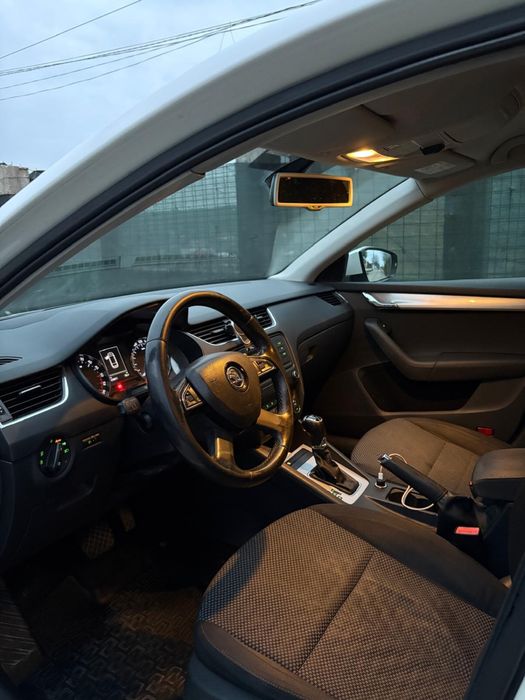 SKODA Octavia 2015 — imagine 5