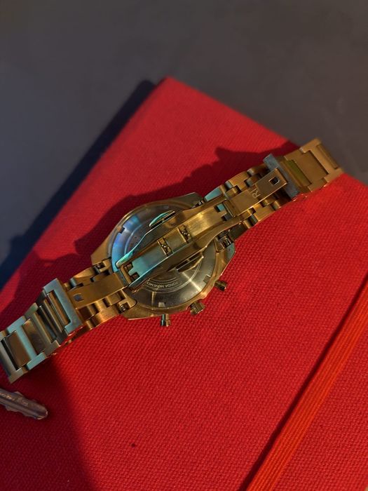 vând ceas [Kapten&son]