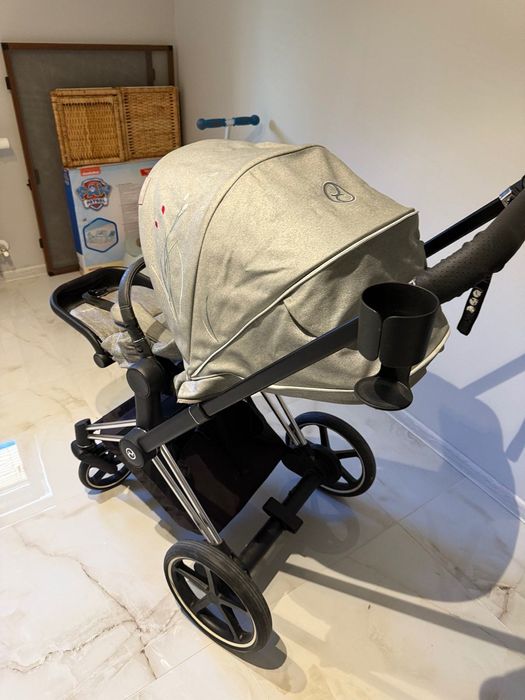 Бебешка количка Cybex E-priam Koi