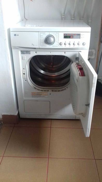 Uscator haine LG -Nou-Cu Pompa de Caldura-Pret redus-Oferta saptamanii