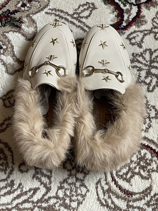 Женские кожаные лоферы с мехом, Gucci