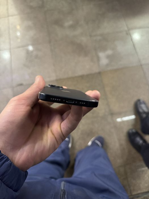 Продается айфон 15