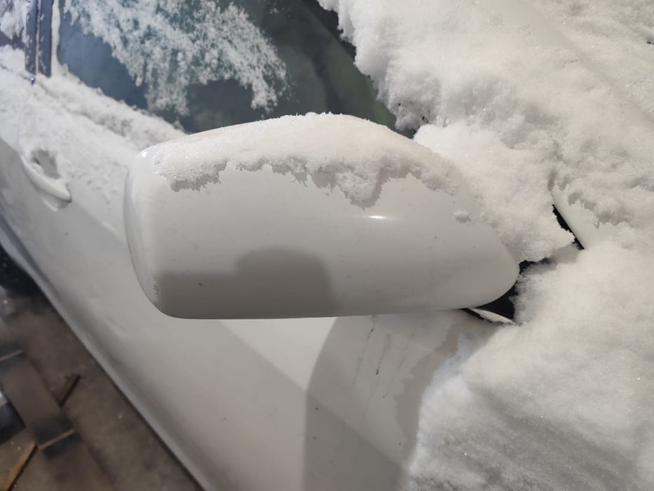 Зеркало тайота камри 40