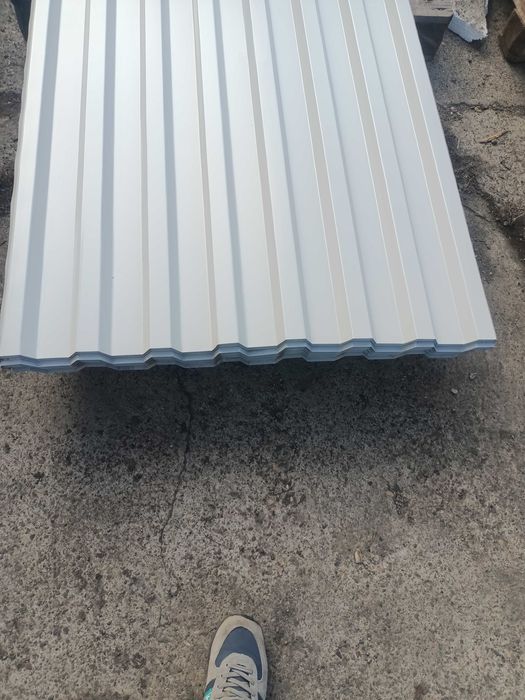 Tabla0.6/0.4mm cutata:Garduri,Acoperisuri etc RAL9002 (Alb -Gri) si Zi