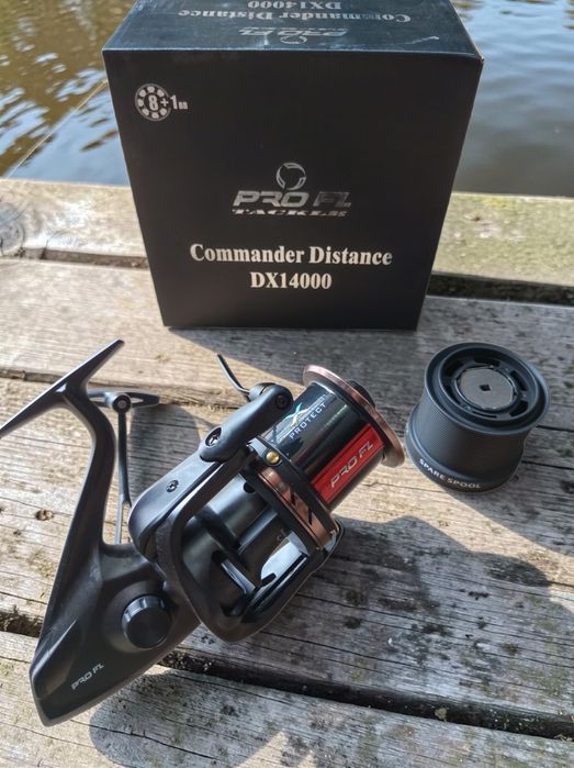 Set 4 Mulinete  Pro FL Commander Distance DX 14000 8+1 rulmenti și tambur de schimb