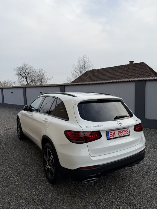 Mercedes Benz GLC300de Diesel Hibrid 306cai 4Matic