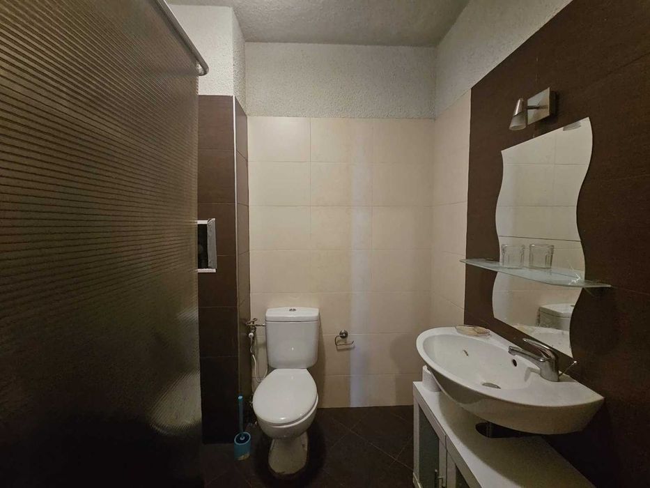 Дава се под наем Тристаен апартамент в София, Надежда 3 - 100 кв.м за 325 € - Снимка #11