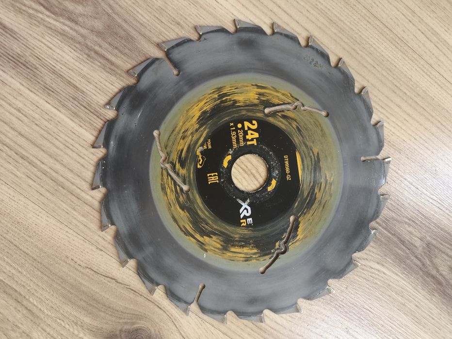 Два диска за рязане на пдч , мдф и дърво