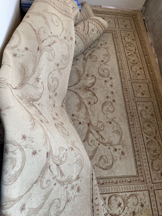 Продам большой ковер 2,5*3,5
