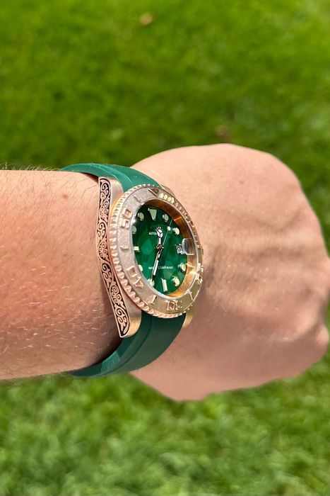 Ceas de mana custom din bronz Seiko